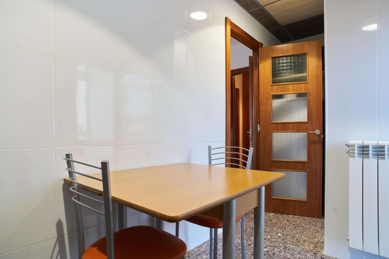 Manresa Apartamentos Turisticos Экстерьер фото